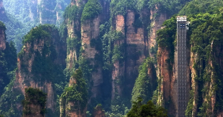 Bailong Elevator