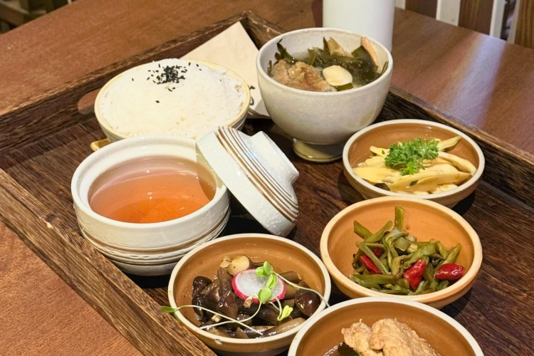 Chengdu Wenshuyuan Zhaifan