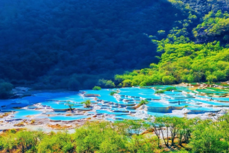 Huanglong Scenic Area