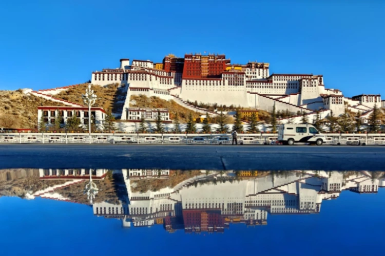 Tibet Lhasa