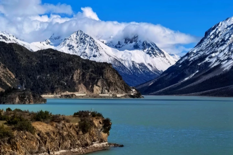 Tibet Ranwu Lake