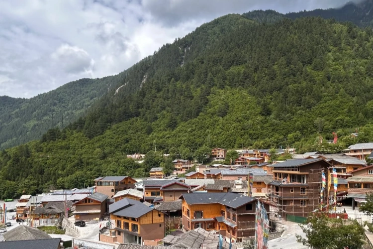 Jiuzhaigou Hotels Shuzheng Valley
