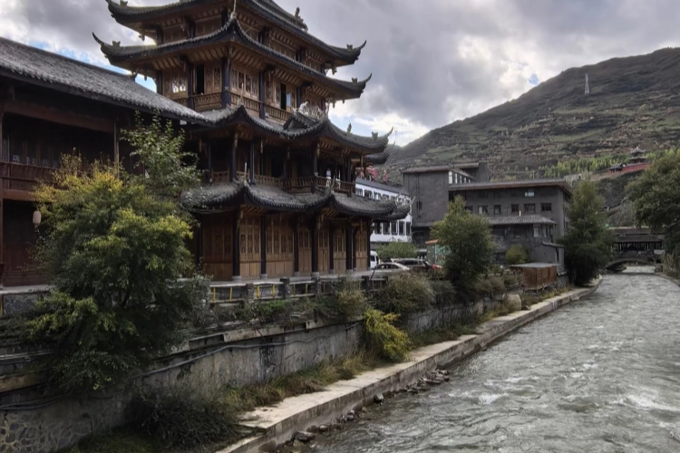 Songpan Ancient Town Tea and Horse