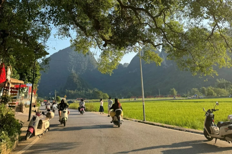 Yangshuo cycling