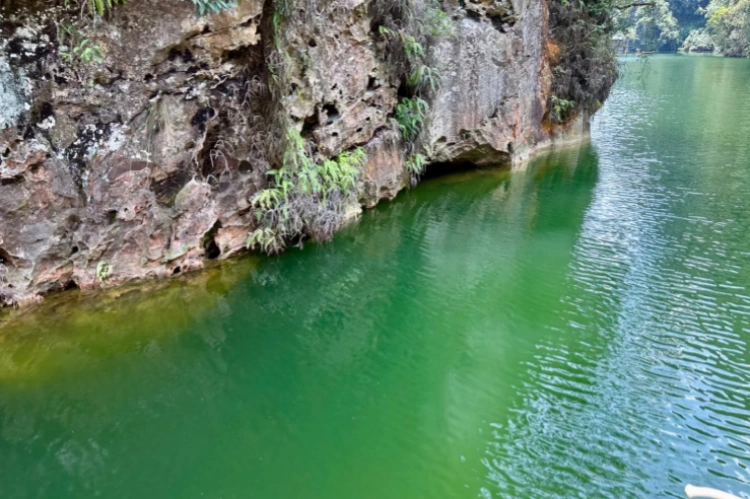 Zhangjiajie Baofeng Lake