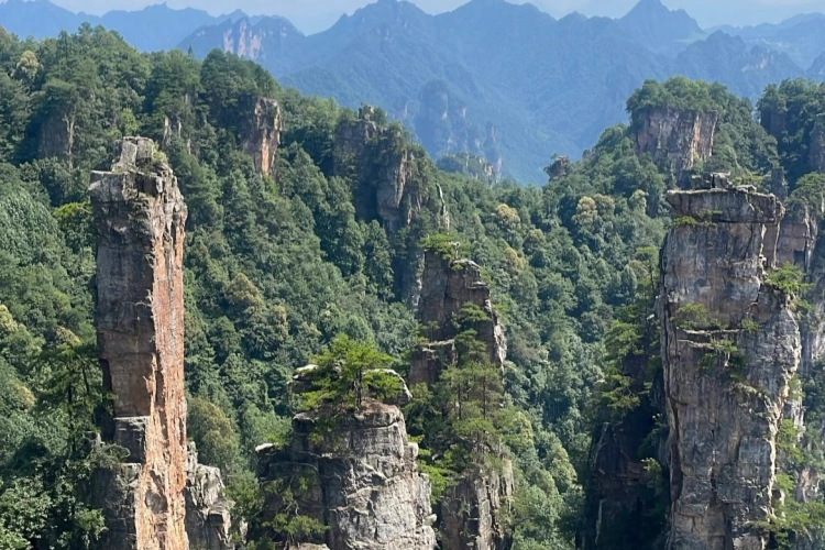 Zhangjiajie Huangshizhai