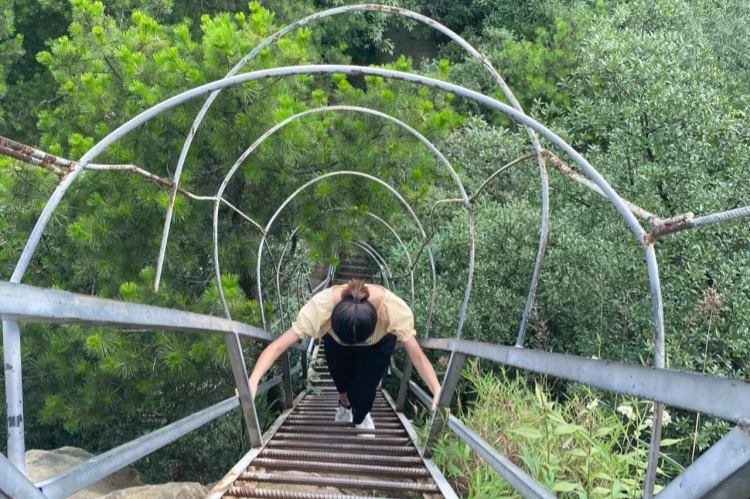 Zhangjiajie Yangjiajie yibudengtian