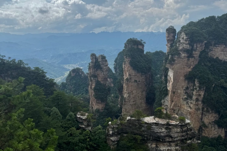 Zhangjiajie Yangjiajie