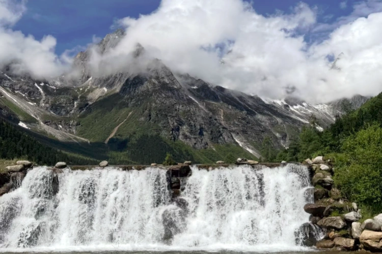 Sichuan Bipenggou Summer