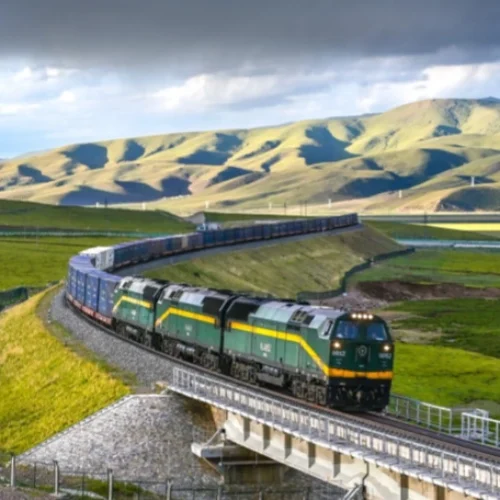 Chengdu to Lhasa Train